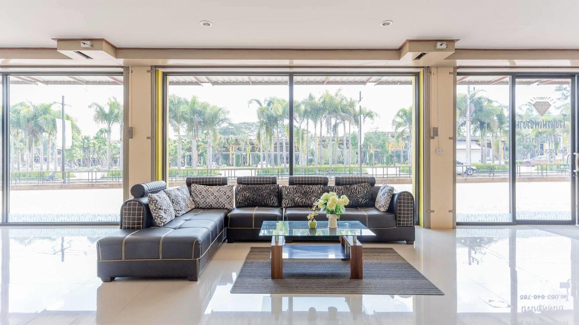 Phet Ngam Hotel Mae Sai Zewnętrze zdjęcie
