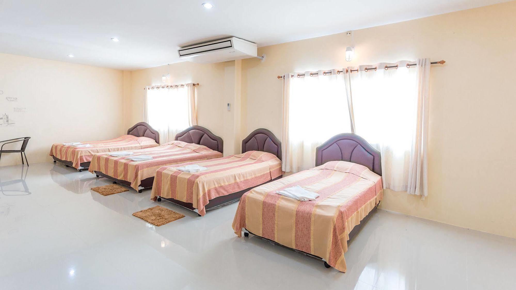 Phet Ngam Hotel Mae Sai Zewnętrze zdjęcie